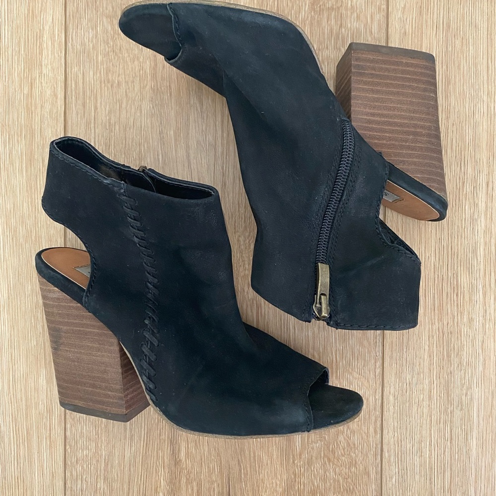 Steve Madden peep toe ankle heel